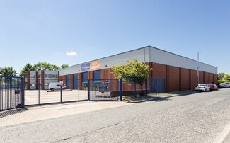 Plus de détails pour Latchmore Rd, Leeds - Local d'activités à louer