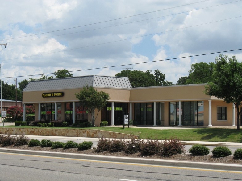 1621 E Southlake Blvd, Southlake, TX à louer - Photo de l’immeuble – Image 1 sur 4