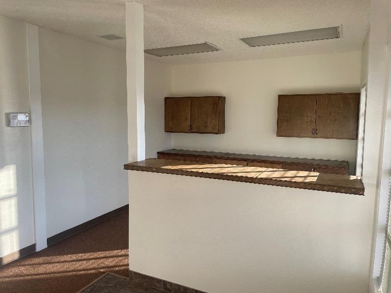 850-862 Lancaster Dr SE, Salem, OR à vendre - Photo intérieure – Image 3 sur 7