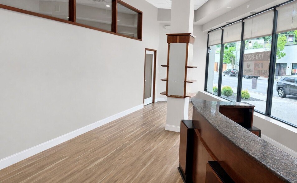 69 S Moger Ave, Mount Kisco, NY à louer - Photo de l’immeuble – Image 2 sur 5