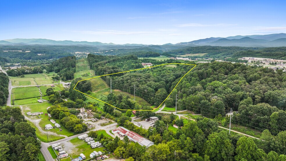 00 Howard Simmons Road, Ellijay, GA à vendre - Photo de l’immeuble – Image 3 sur 11