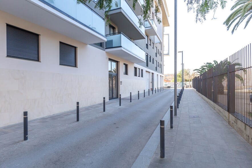 Immeuble residentiel dans L'Hospitalet de Llobregat, Barcelona à vendre - Photo intérieure – Image 1 sur 1