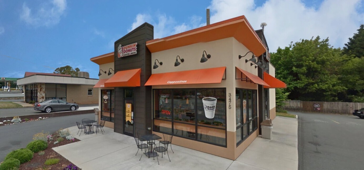 3475 Robinhood Rd, Winston-Salem, NC à louer Photo principale– Image 1 sur 5