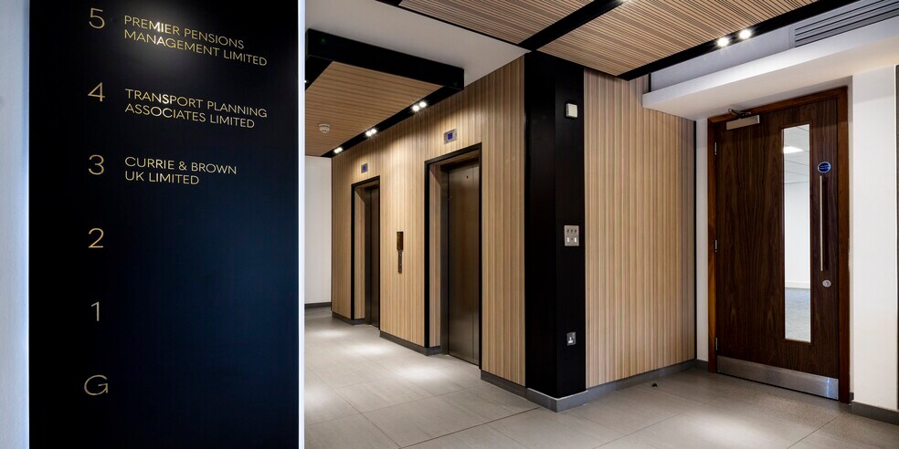 25 King St, Bristol à louer - Hall d’entrée – Image 3 sur 4