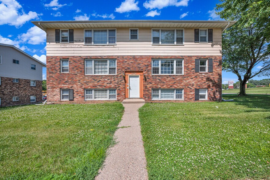 3570 Kimberly Downs Rd, Davenport, IA à vendre - Photo de l’immeuble – Image 2 sur 11