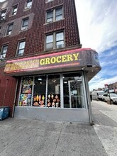 105 Brighton 11 St, Brooklyn, NY à louer Photo de l’immeuble– Image 2 sur 4