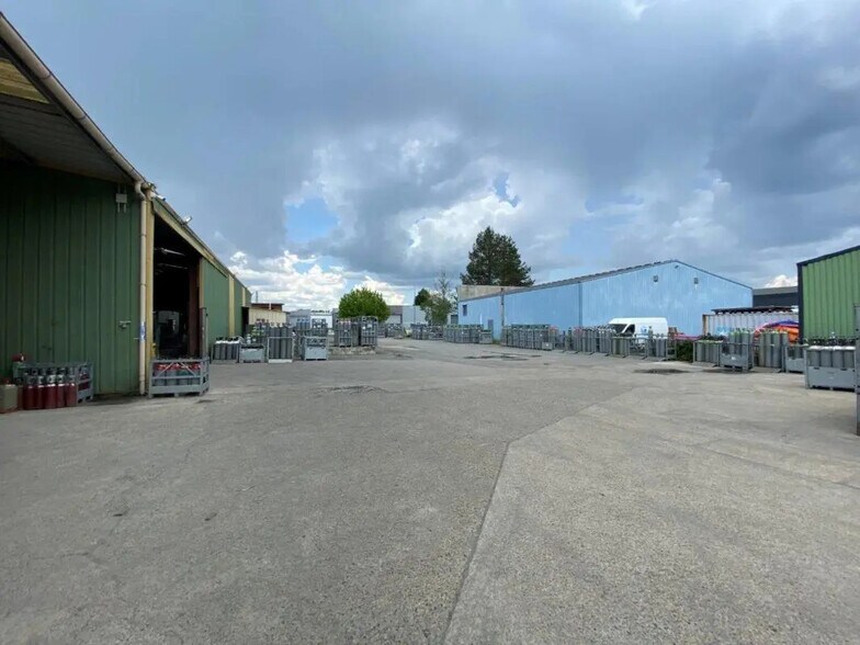 Industriel/Logistique dans Cestas à vendre - Photo de l’immeuble – Image 2 sur 9