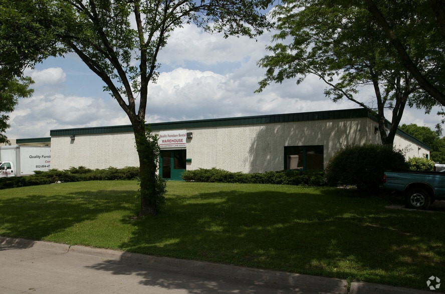 2845 S Anthony Ln, Saint Anthony, MN à louer - Photo principale – Image 1 sur 6
