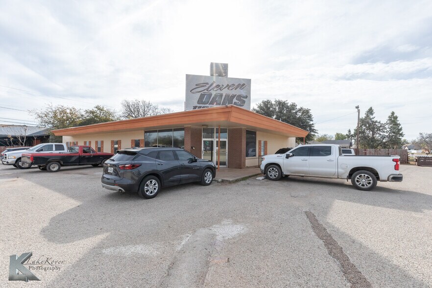 1109 Oak St, Abilene, TX à vendre - Photo de l’immeuble – Image 3 sur 23
