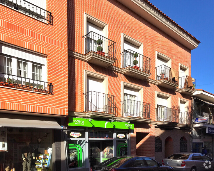 Avenida Consuelo, 6, Ciempozuelos, Madrid à vendre - Photo de l’immeuble – Image 1 sur 2