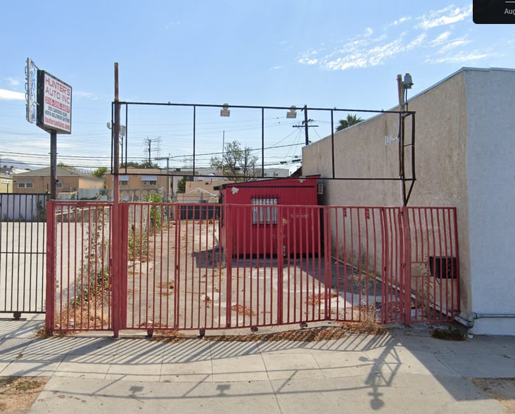 5624 Cahuenga Blvd, North Hollywood, CA à louer - Photo de l’immeuble – Image 3 sur 3