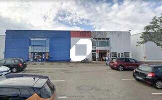 Plus de détails pour Local commercial à louer