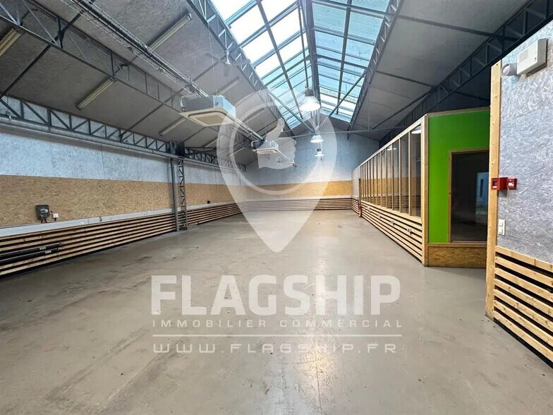 Local commercial dans Ivry-sur-Seine à louer - Photo intérieure – Image 2 sur 10