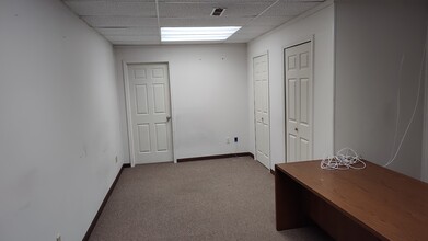 5300 E Main St, Whitehall, OH à louer Photo de l’immeuble– Image 1 sur 4