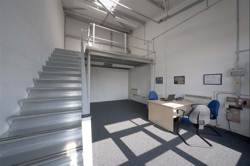 Smeaton Close, Aylesbury à louer Photo intérieure– Image 1 sur 2