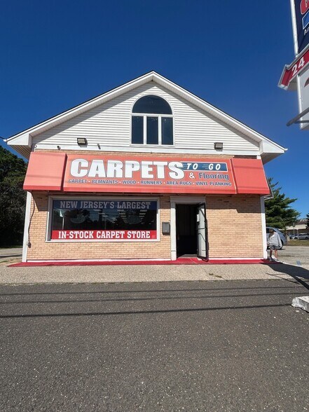 24 Brick Blvd, Brick, NJ à vendre - Photo de l’immeuble – Image 1 sur 15
