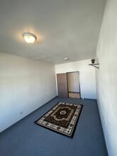 5344 Long Beach Blvd, Long Beach, CA à louer Photo intérieure– Image 2 sur 2