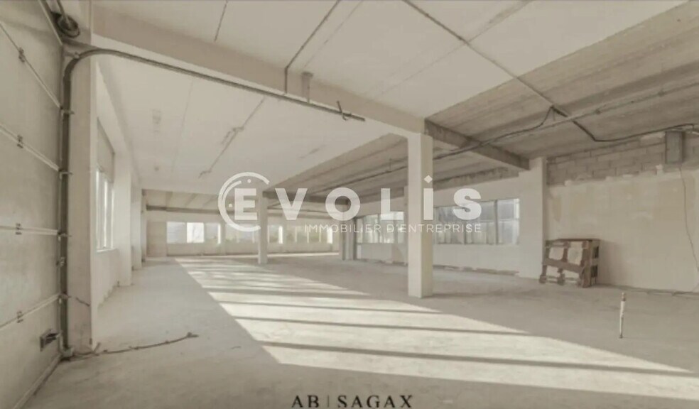 Bureau dans Les Ulis à louer - Photo de l’immeuble – Image 3 sur 5