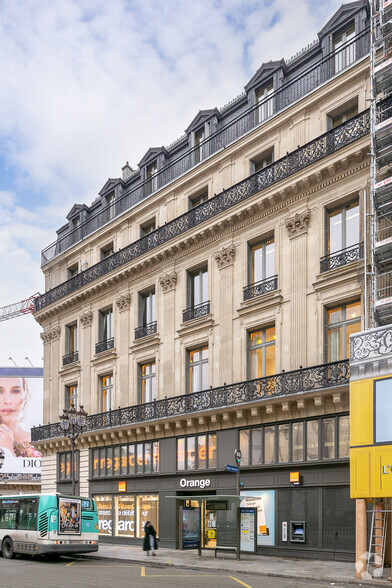 7 Rue Meyerbeer, Paris à louer - Photo de l’immeuble – Image 2 sur 3