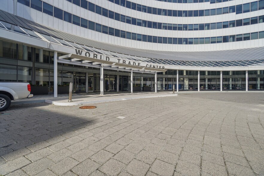 101 W Main St, Norfolk, VA à louer - Photo de l’immeuble – Image 3 sur 21