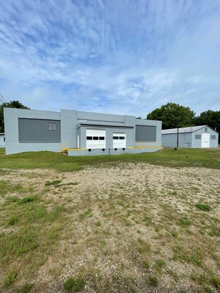 5250 Saint Joseph Ave, Stevensville, MI à louer - Photo de l’immeuble – Image 2 sur 6