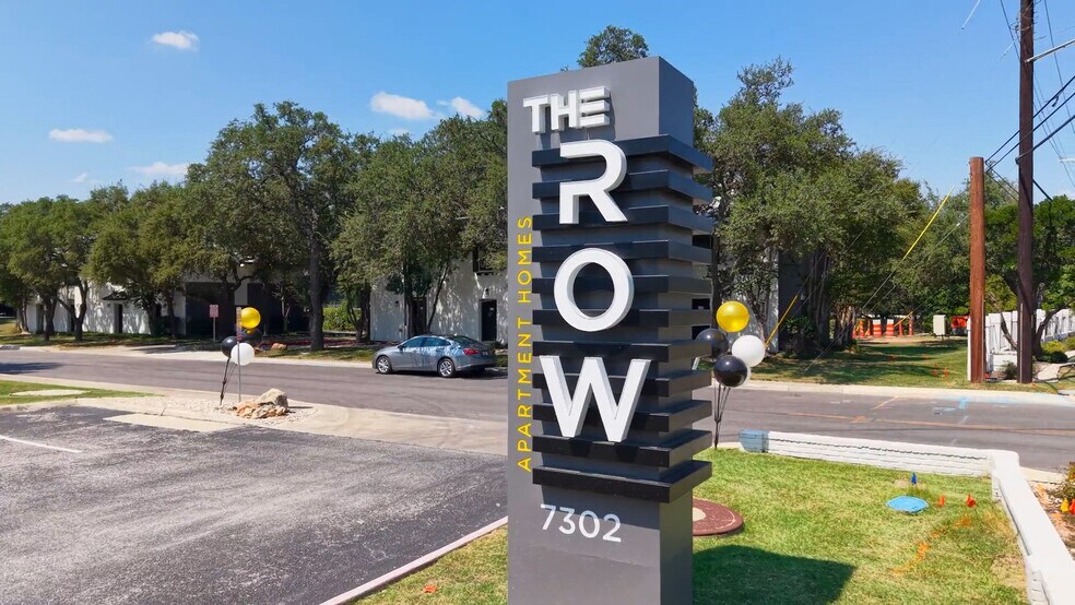 7302 University Row, San Antonio, TX à vendre - Vidéo sur l’annonce professionnelle – Image 2 sur 12