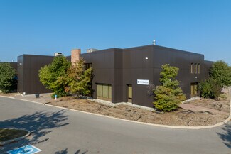 Plus de détails pour 100 Courtland Ave, Vaughan, ON - Industriel/Logistique à louer
