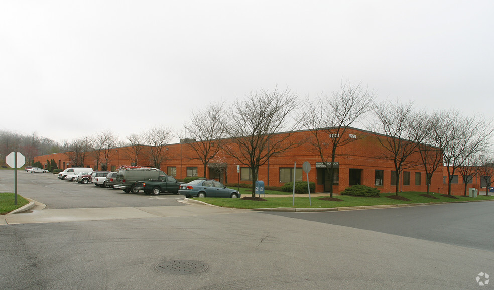 1500 Caton Center Dr, Arbutus, MD à louer - Photo de l’immeuble – Image 3 sur 45