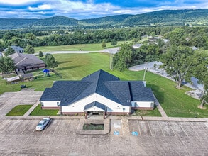 1821 E Main St, Mountain View, AR - Vue aérienne  vue de carte - Image1