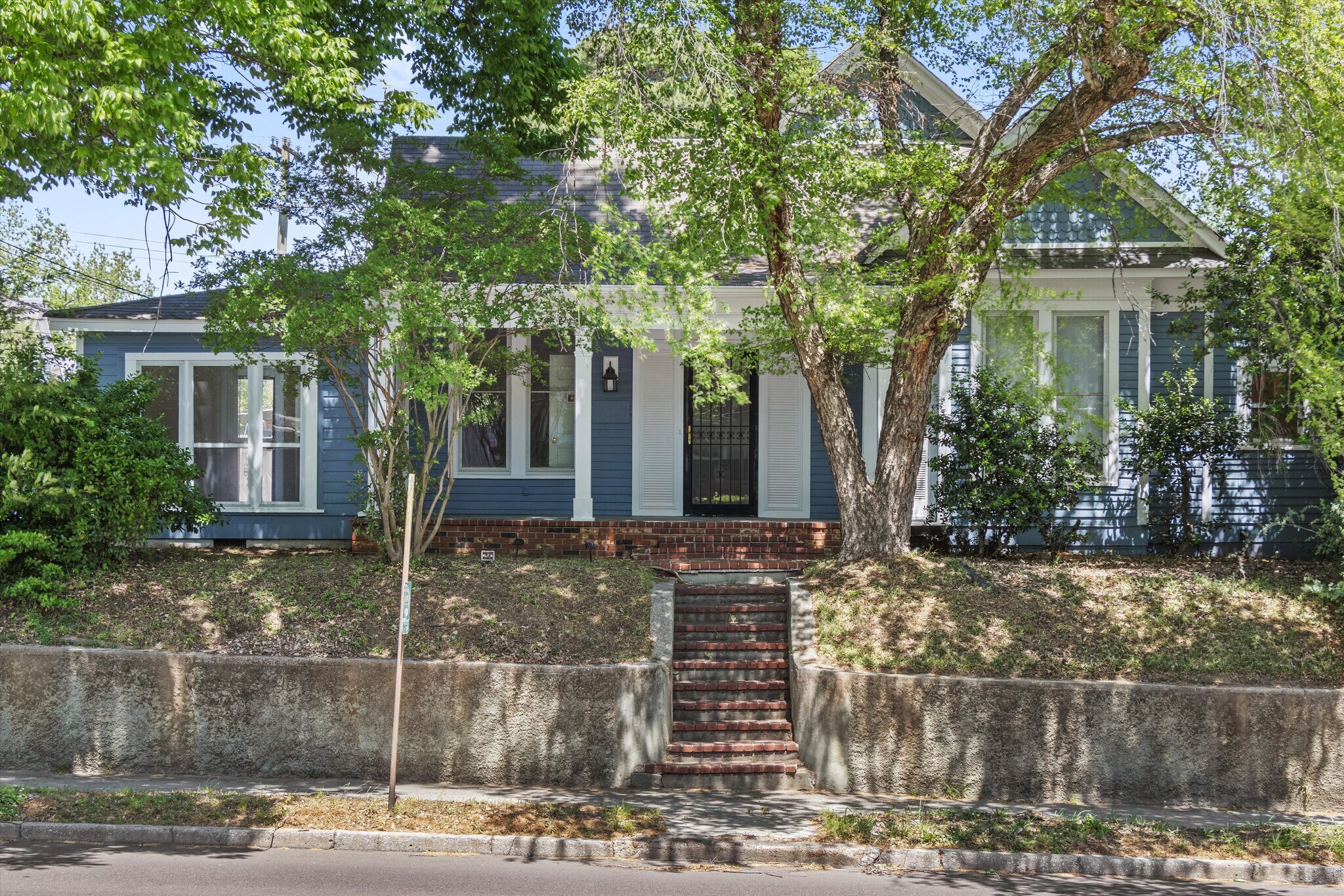 2282 Central Ave, Memphis, TN à vendre Photo principale– Image 1 sur 32