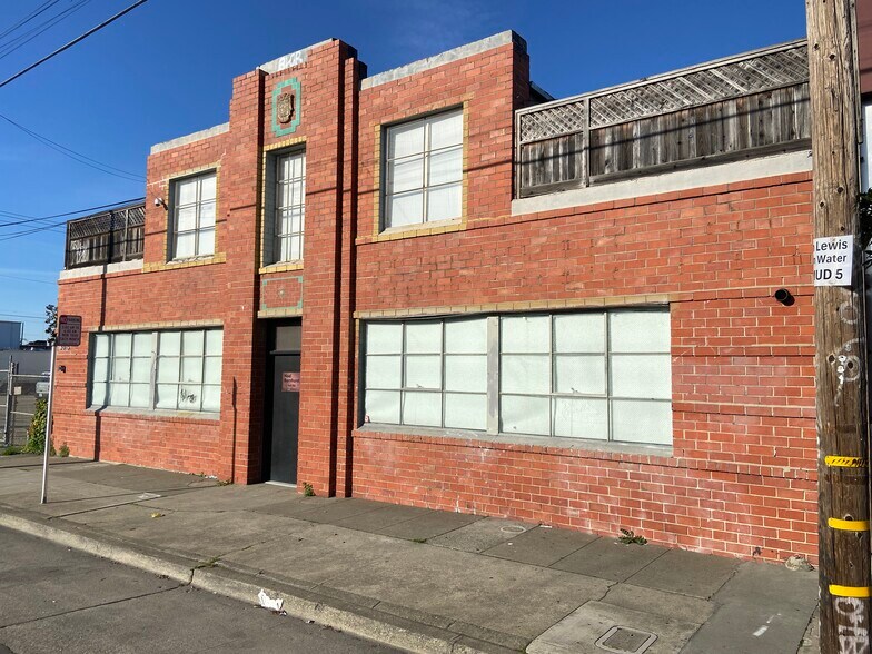 3015 Adeline St, Oakland, CA à louer - Photo de l’immeuble – Image 3 sur 9