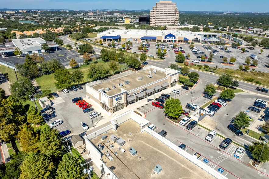 7863 Callaghan Rd, San Antonio, TX à louer - Aérien – Image 2 sur 5