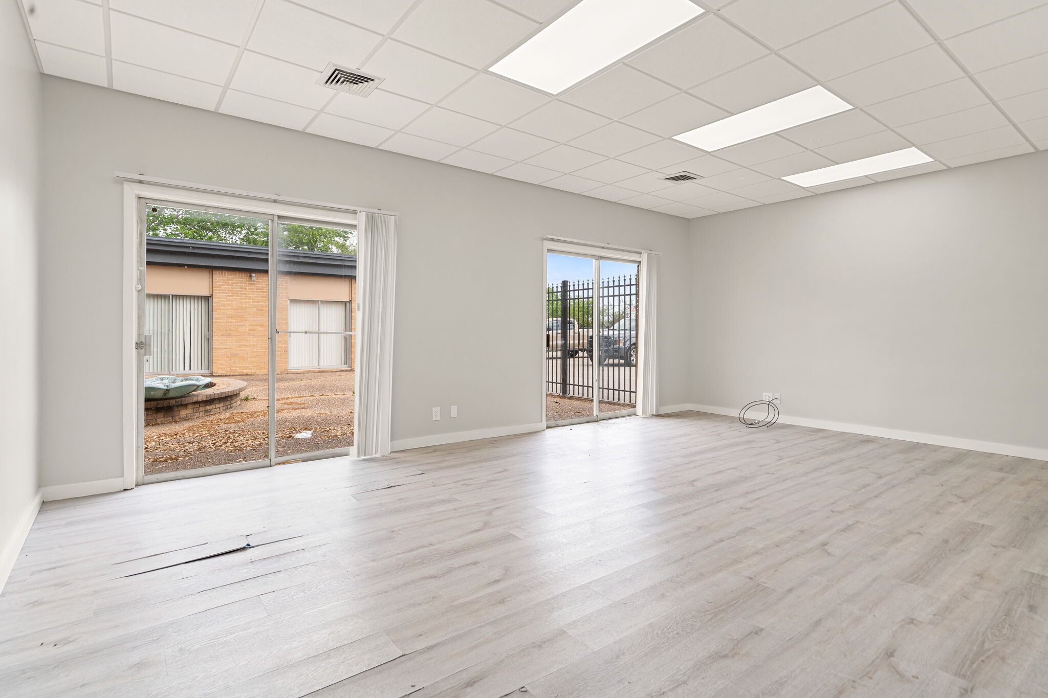9941 Rowlett Rd, Houston, TX à louer Photo intérieure– Image 1 sur 15