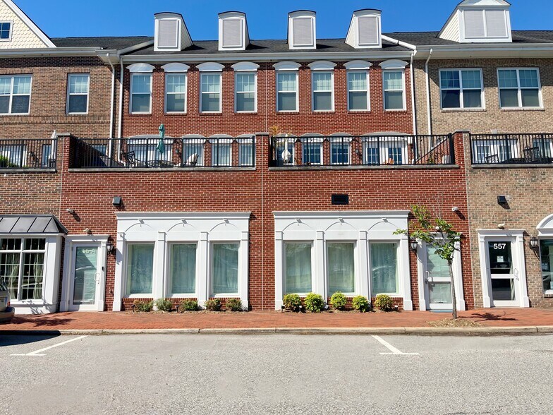 551-625 Harbor Side St, Woodbridge, VA à louer - Photo de l’immeuble – Image 3 sur 13