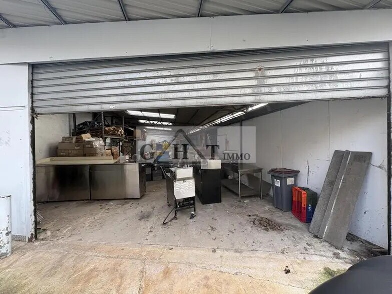 Industriel/Logistique dans Ivry-sur-Seine à vendre - Photo de l’immeuble – Image 3 sur 22
