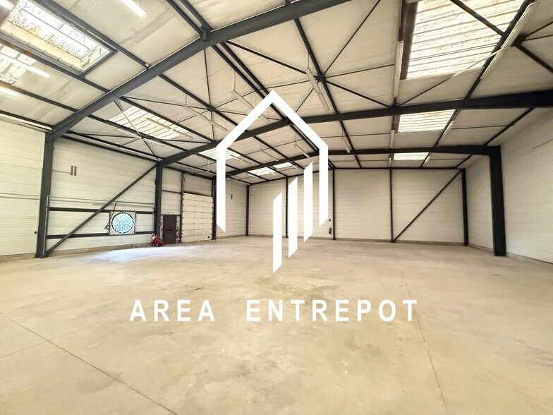 Local d’activités dans Aix-en-Provence à louer - Photo intérieure – Image 1 sur 10