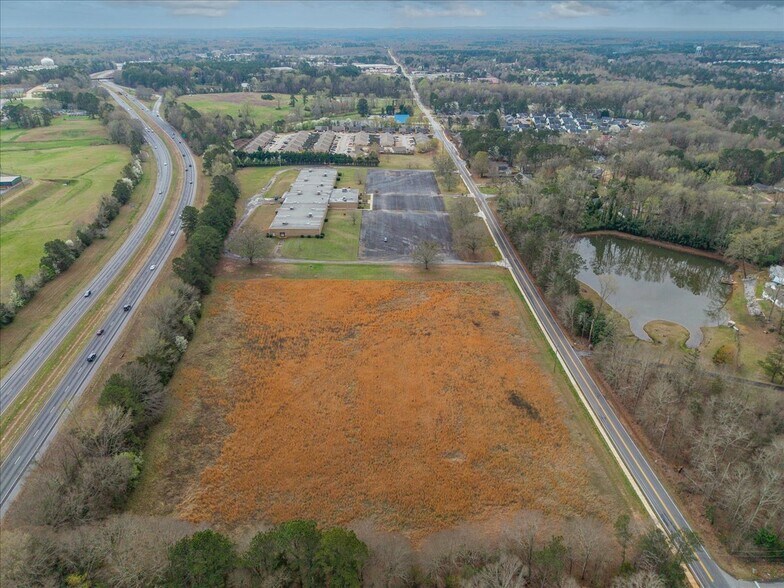 450 Carver Rd, Griffin, GA à vendre - Photo de l’immeuble – Image 2 sur 4
