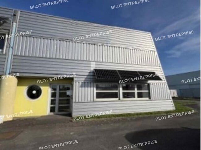 Plus de détails pour Industriel/Logistique à louer