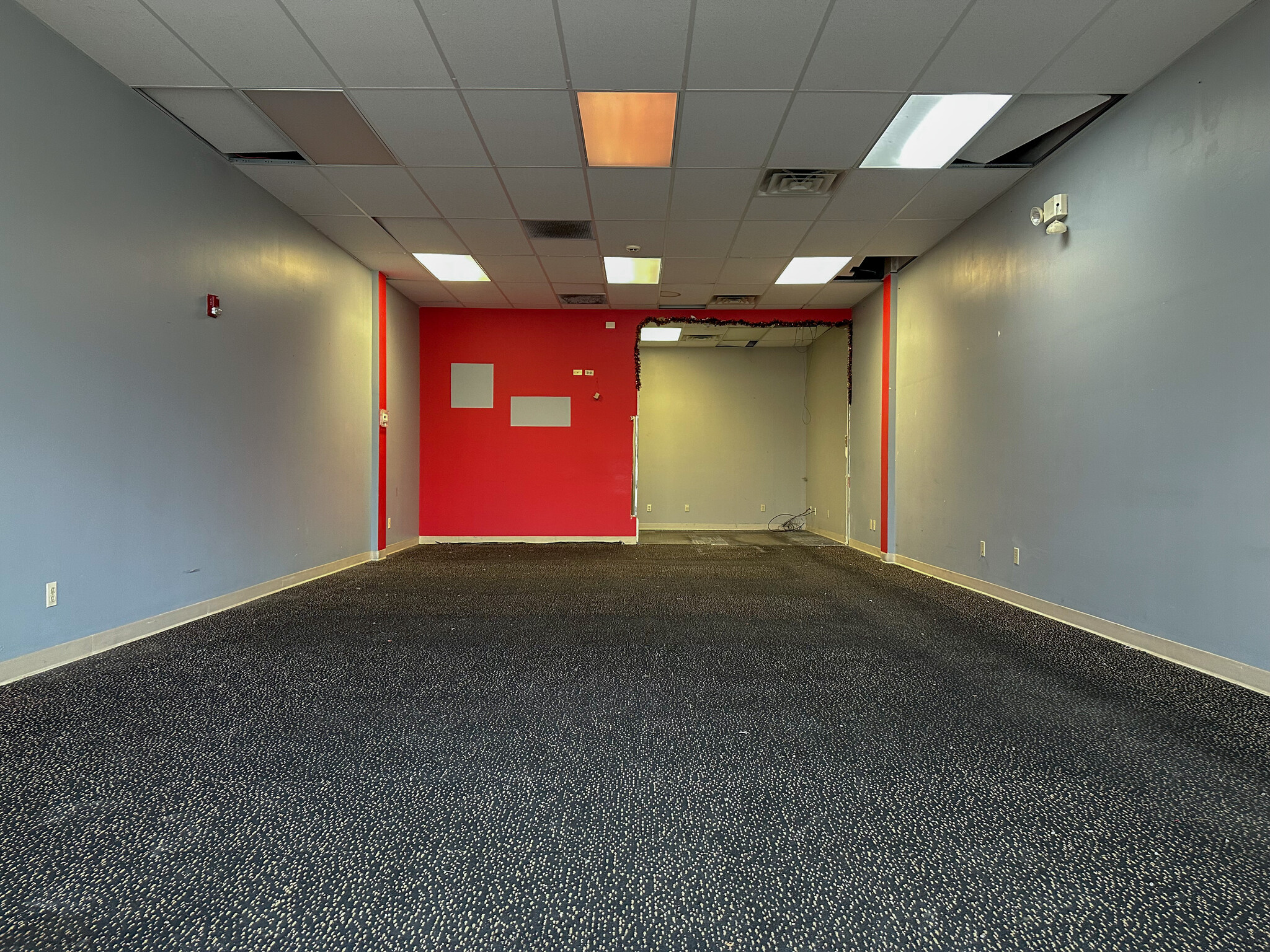 3120-3126 S Sixth St, Springfield, IL à louer Photo intérieure– Image 1 sur 5