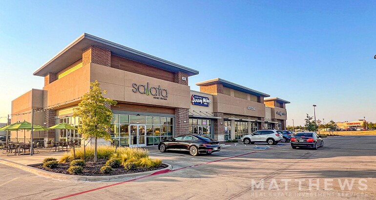 2401 State Highway 121, Euless, TX à louer - Photo de l’immeuble – Image 2 sur 3