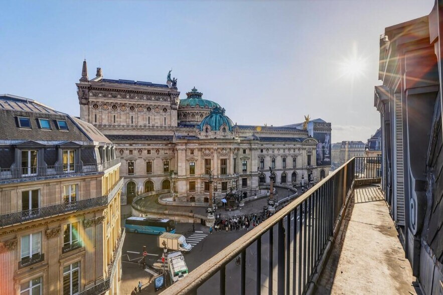 Bureau dans Paris à louer - Photo de l’immeuble – Image 1 sur 8