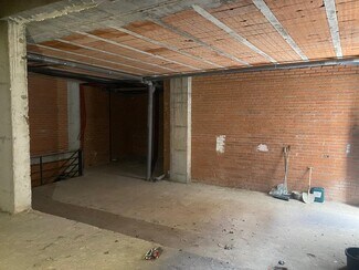 Plus de détails pour Local commercial à louer