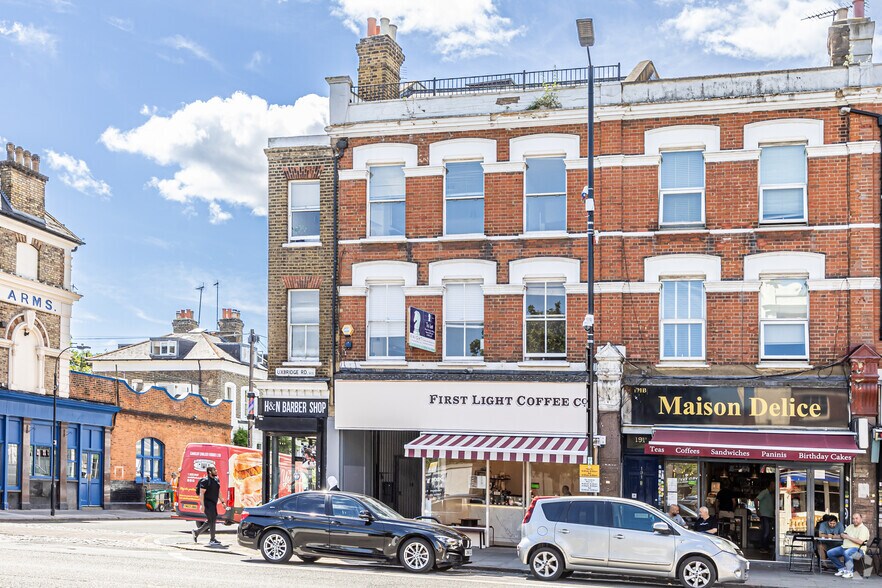191A Uxbridge Rd, Londres à louer - Photo de l’immeuble – Image 2 sur 2