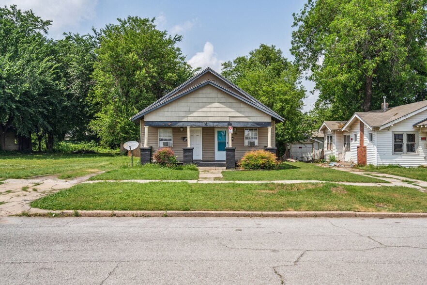 2123 W Park Pl, Oklahoma City, OK à vendre - Photo de l’immeuble – Image 2 sur 38