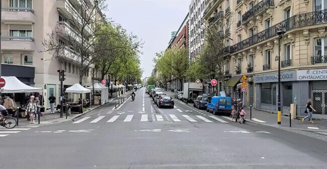 Plus de détails pour Local commercial à louer