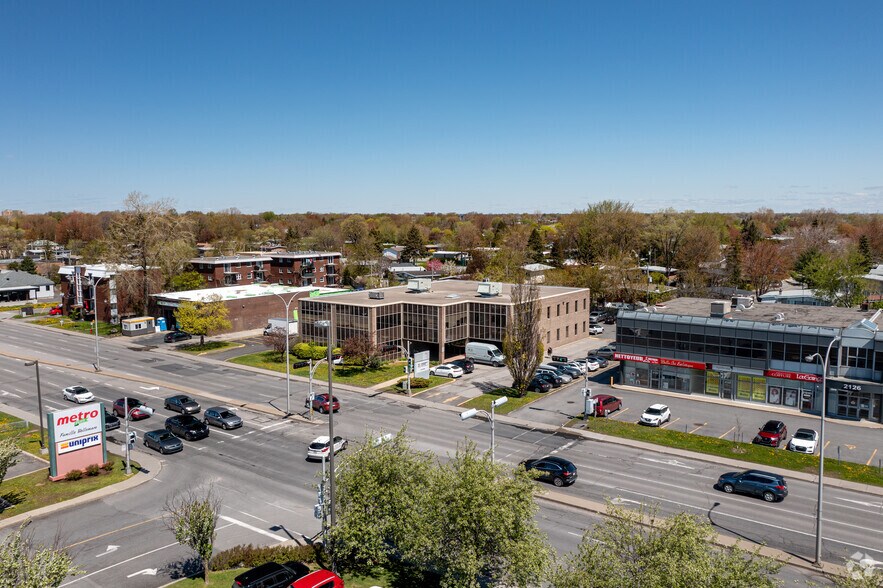 2120 Av Victoria, Longueuil, QC à louer - Aérien – Image 2 sur 7