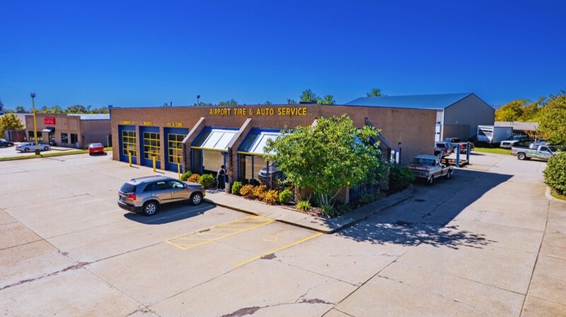 2919 Hebron Park Dr, Hebron, KY à vendre - Photo de l’immeuble – Image 2 sur 5