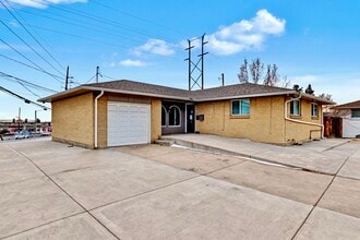 8326 Quivas Way, Denver, CO à louer Photo intérieure– Image 1 sur 20