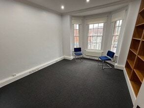 92 High St, Great Missenden à louer Photo intérieure– Image 2 sur 4