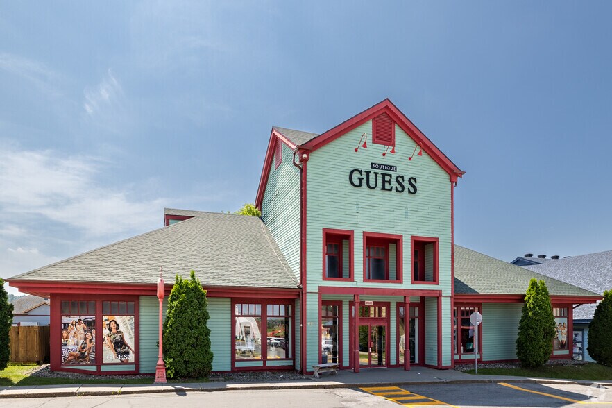 100-105 Avenue Guindon, St-Sauveur, QC à louer - Photo de l’immeuble – Image 3 sur 12